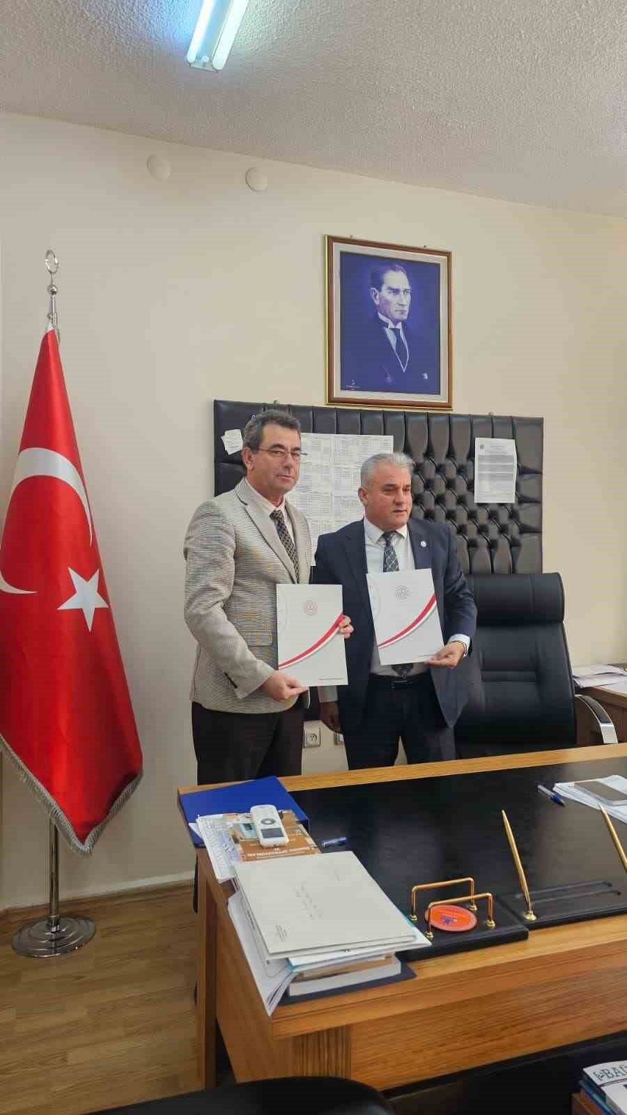 AYVALIK MESLEK YÜKSEKOKULU İLE AYAL ARASINDA İŞ BİRLİĞİ PROTOKOLÜ