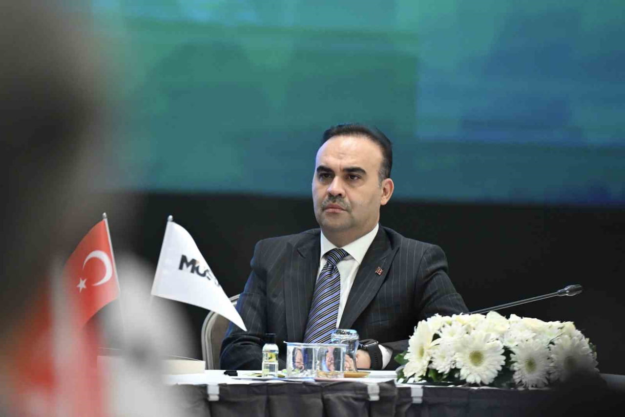 BAKAN KACIR, UÇAK KAZASINDA HAYATINI KAYBEDEN LİBYA GENELKURMAY BAŞKANI ORGENERAL MUHAMMED ALİ...