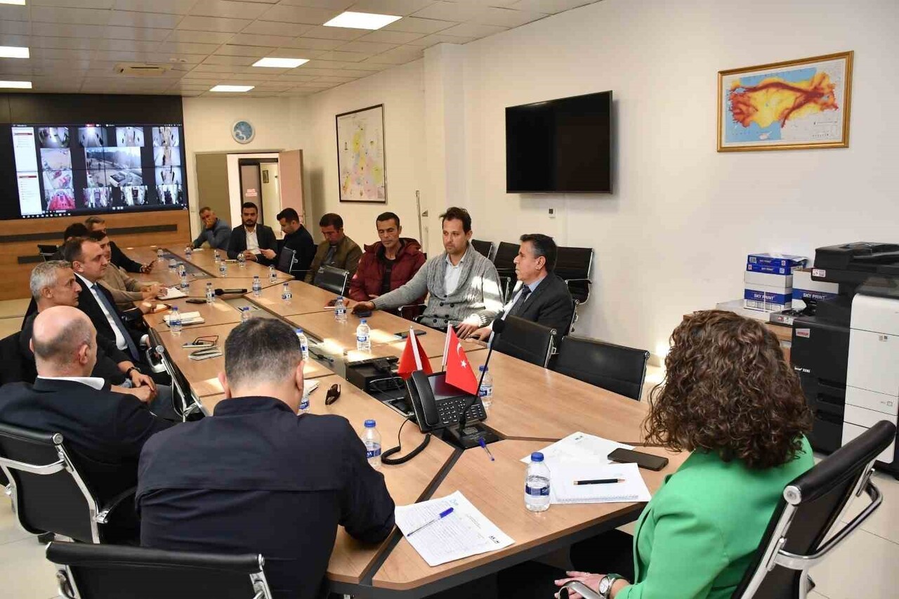 BALIKESİR BÜYÜKŞEHİR BELEDİYESİ (BBB) KOORDİNASYONUNDA İLÇE BELEDİYELERİNİN DE KATILIMIYLA AFET VE...