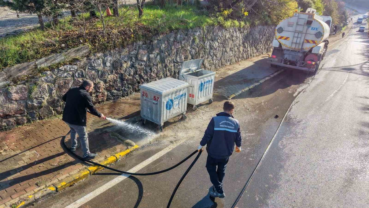 BAŞİSKELE BELEDİYESİ EKİPLERİ, İLÇE GENELİNDE YOL, KALDIRIM VE ORTAK KULLANIM ALANLARINDA DETAYLI...