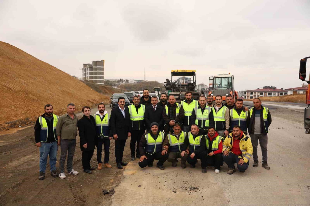 BAŞKAN HALİT DOĞAN, RECEP TAYYİP ERDOĞAN BULVARI VE AFAD ÜST GEÇİT KÖPRÜLÜ KAVŞAĞI’NDA YÜRÜTÜLEN...
