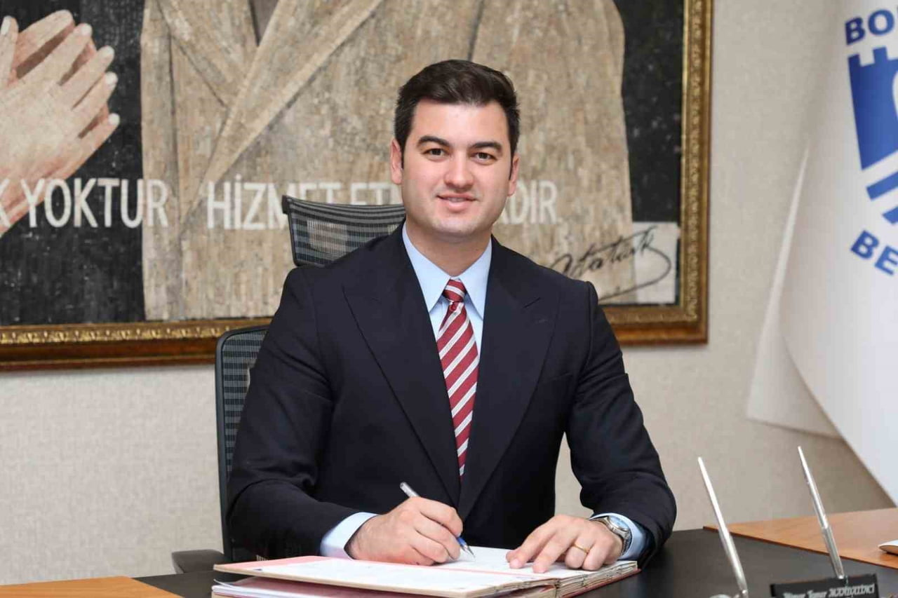 BAŞKAN MANDALİNCİ’DEN YENİ YIL MESAJI