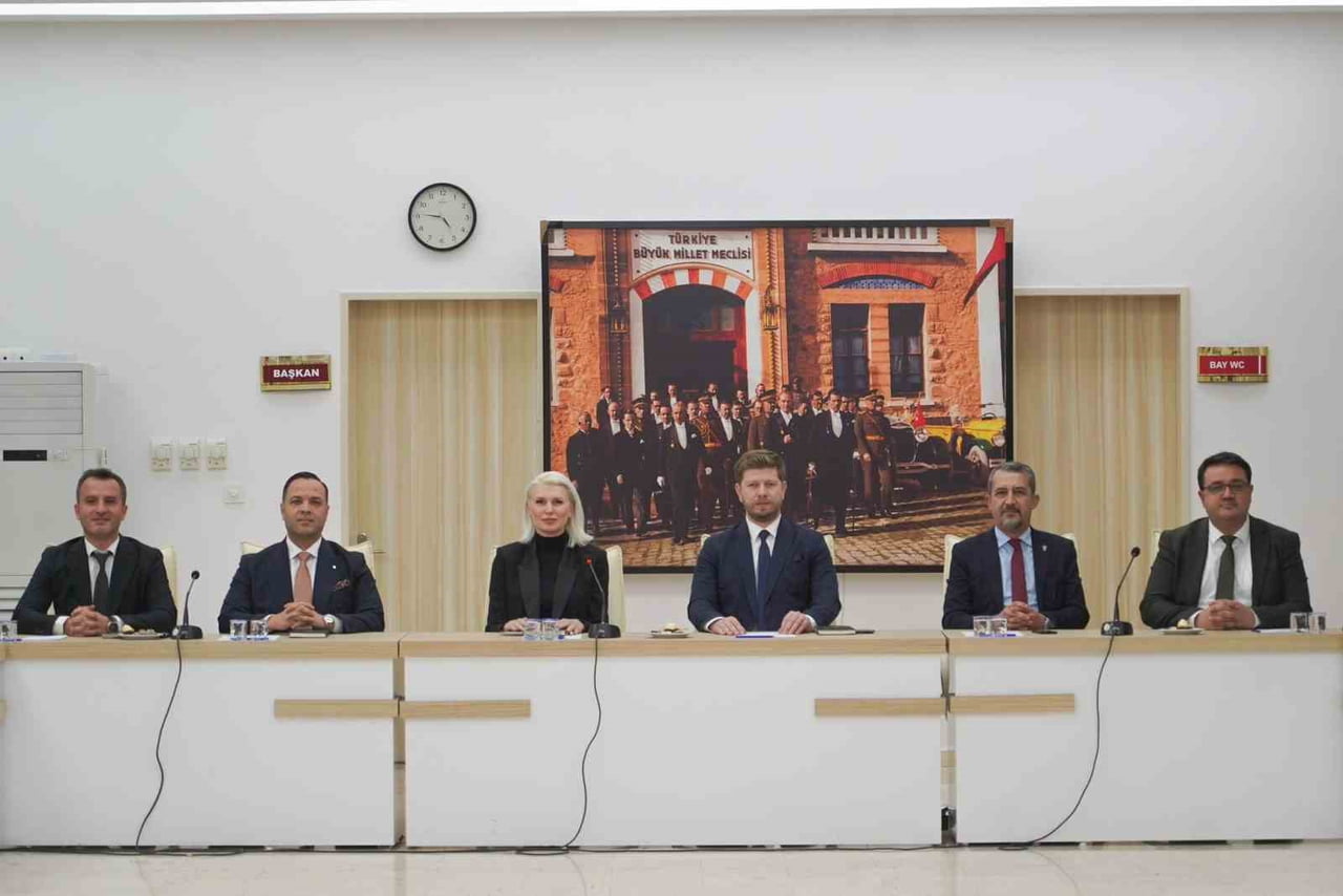 BAŞKAN SUBAŞI BİR YILDA YAPILAN ÇALIŞMALARI DEĞERLENDİRDİ