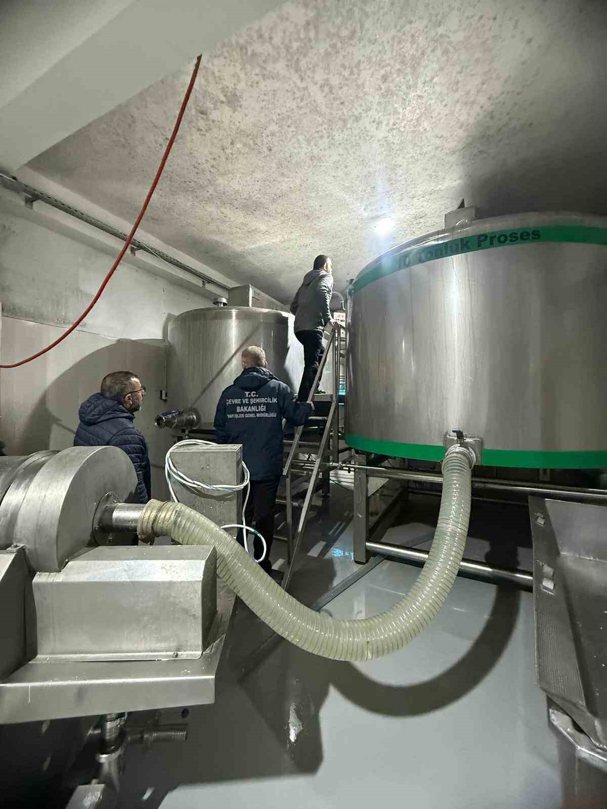 BAYBURT'TA SÜT İŞLEME VE PEYNİR ÜRETİM TESİSİNE ÇEVRE DENETİMİ