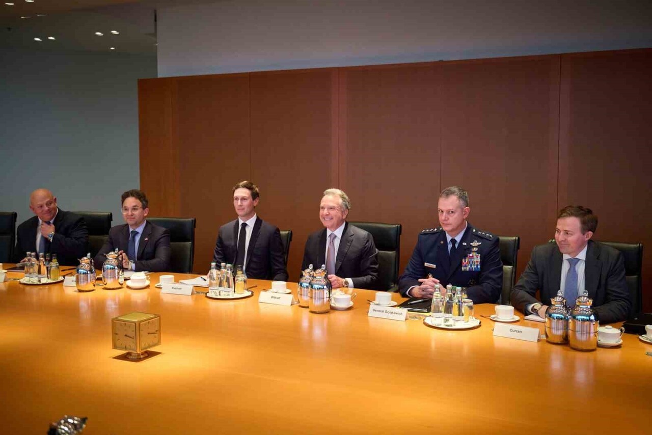 BERLİN (İHA) - UKRAYNA DEVLET BAŞKANI VLADİMİR ZELENSKİY VE ABD BAŞKANI DONALD TRUMP’IN ORTA DOĞU...