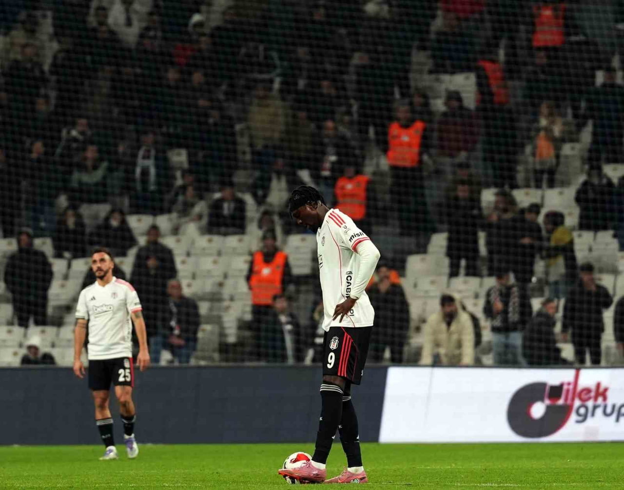 BEŞİKTAŞ, TRENDYOL SÜPER LİG’İN İLK YARISINDA ATTIĞI 30 GOLÜN 7’SİNİ MÜSABAKALARIN İLK 15...