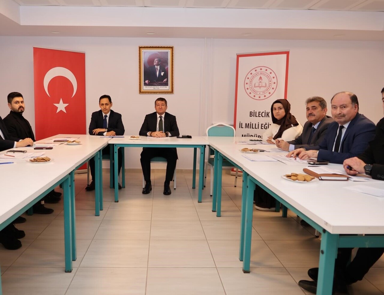 BİLECİK’TE ORTAOKUL MÜDÜRLERİYLE EĞİTİM DEĞERLENDİRME TOPLANTISI