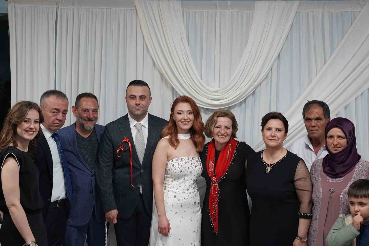 BİR DÖNEME DAMGA VURAN VE DENİZLİ SİYASETİNDE YAZMALI EFE OLARAK BİLİNEN MELİKE BASMACI...