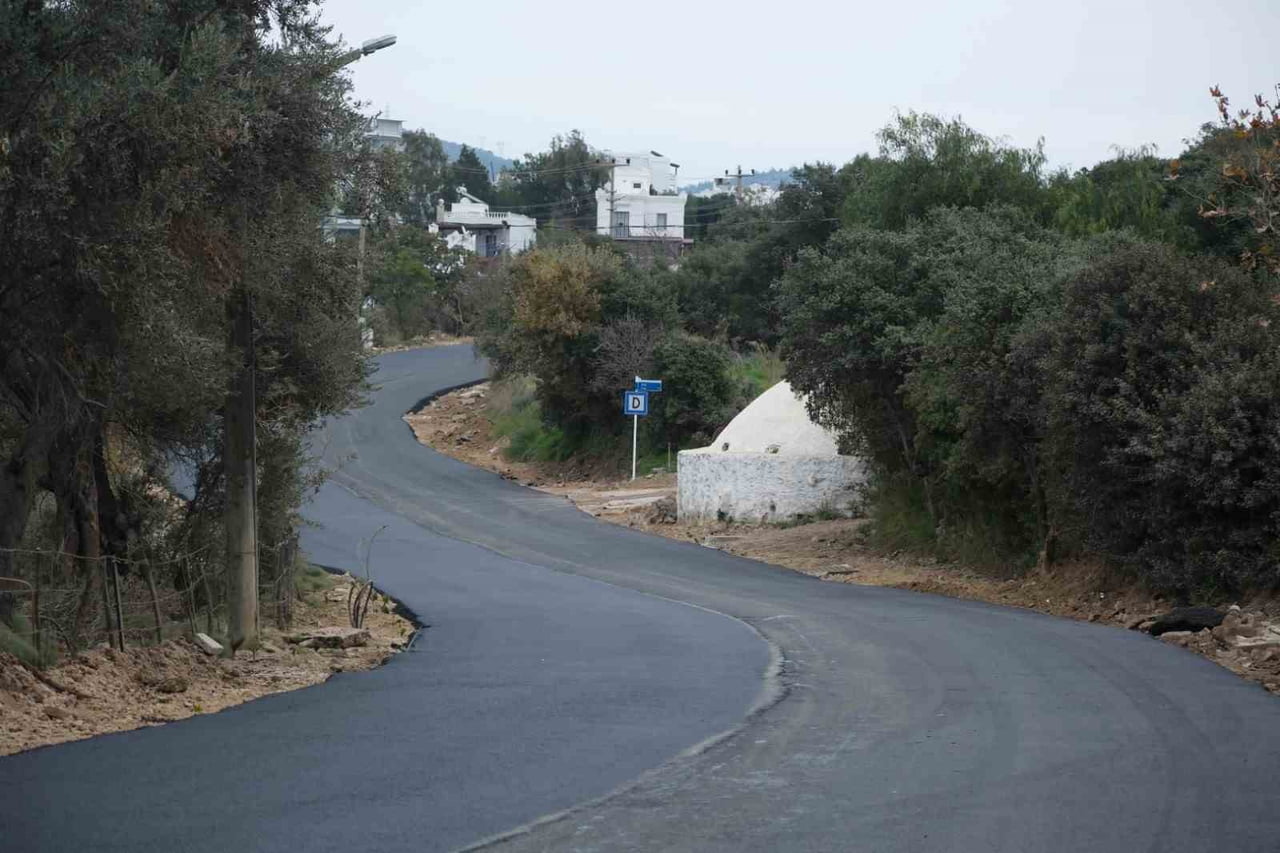 BODRUM BELEDİYESİ, ALTYAPI ÇALIŞMALARI TAMAMLANAN CADDE VE SOKAKLARDA ÜSTYAPI ÇALIŞMALARINA HIZ...