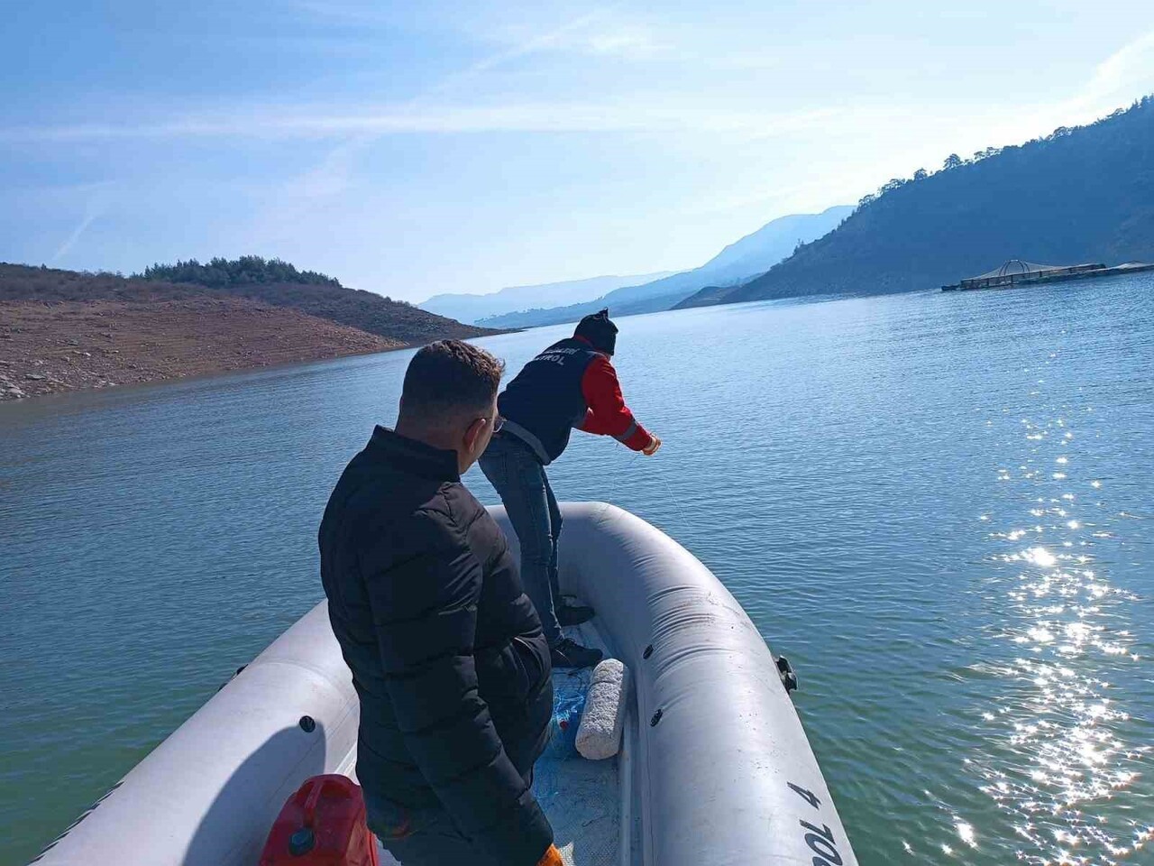 BOZDOĞAN İLÇE TARIM VE ORMAN MÜDÜRLÜĞÜ EKİPLERİ, KEMER BARAJ GÖLÜ’NDE SU ÜRÜNLERİ AVCILIĞINA...