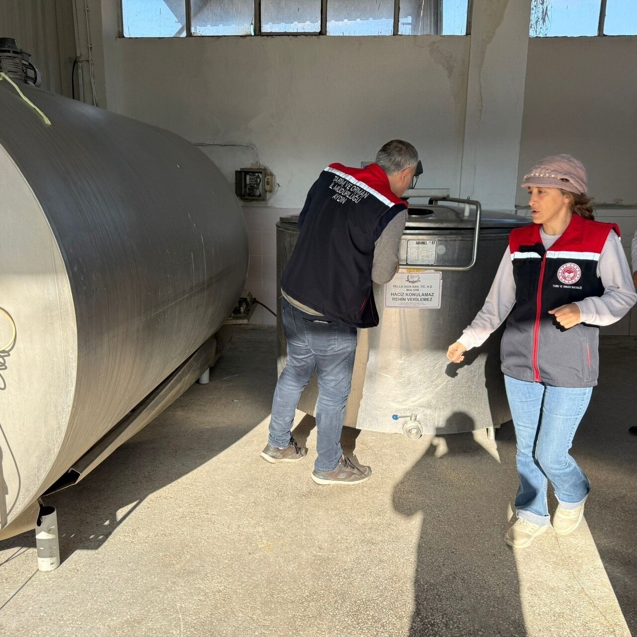 BUHARKENT İLÇE TARIM VE ORMAN MÜDÜRLÜĞÜ EKİPLERİ, İLÇE GENELİNDE SÜT TOPLAMA MERKEZİ İLE TOPLU...