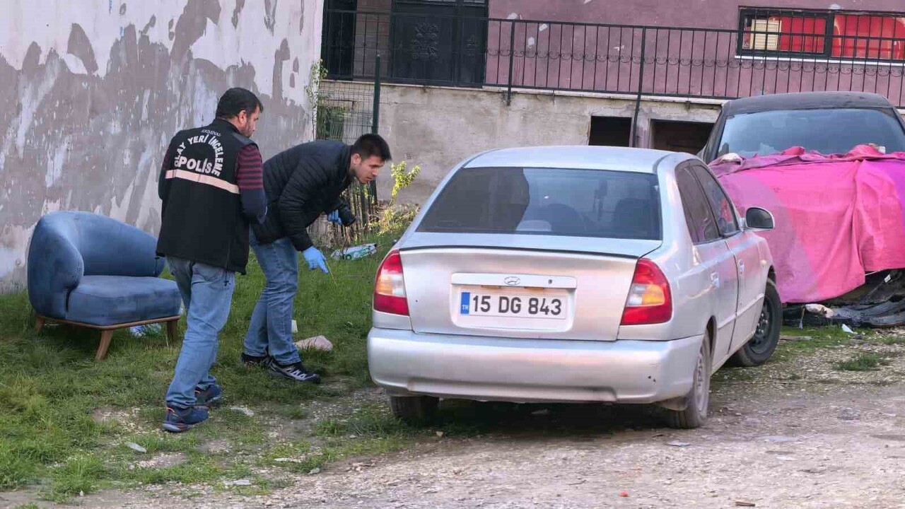 BURSA'NIN İNEGÖL İLÇESİNDE ARKADAŞINA EMANET ETTİĞİ OTOMOBİLİ, GÖRMEDEN GERİ ALAN KİŞİ SABAH...