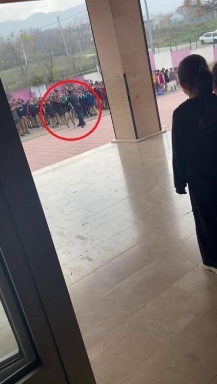 BURSA'NIN İNEGÖL İLÇESİNDE BAYRAK TÖRENİNDE ÖĞRENCİSİNİ İTEREK YARALANMASINA NEDEN OLAN VE ÜLKE...