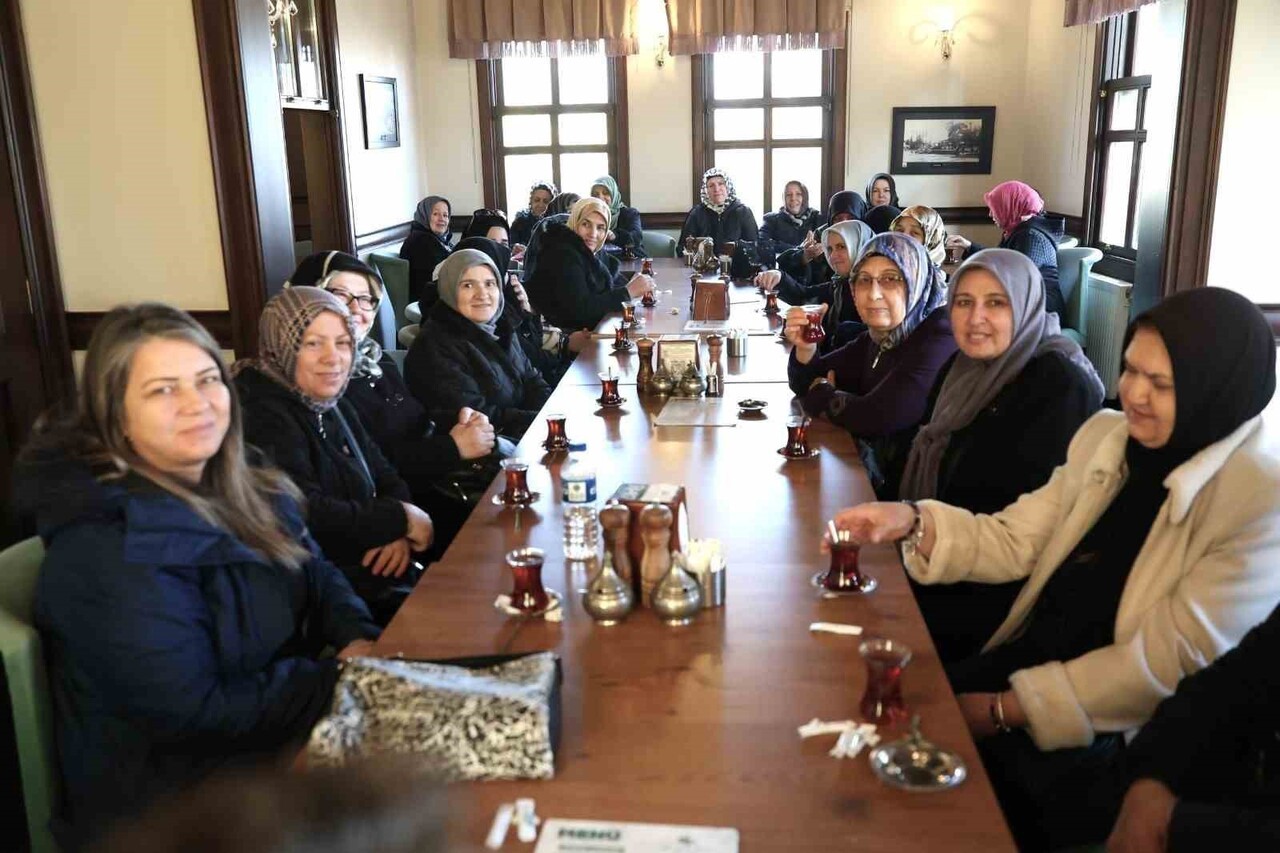 BURSA'NIN MERKEZ OSMANGAZİ İLÇESİNDE YAŞAYAN VATANDAŞLAR, OSMANGAZİ BELEDİYESİ’NİN DÜZENLEDİĞİ...