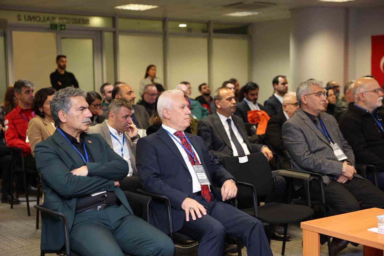 BURSA BÜYÜKŞEHİR BELEDİYESİ AFET KOORDİNASYON MERKEZİ (AKOM) TARAFINDAN DÜZENLENEN ‘DEPREM SIĞINMA...