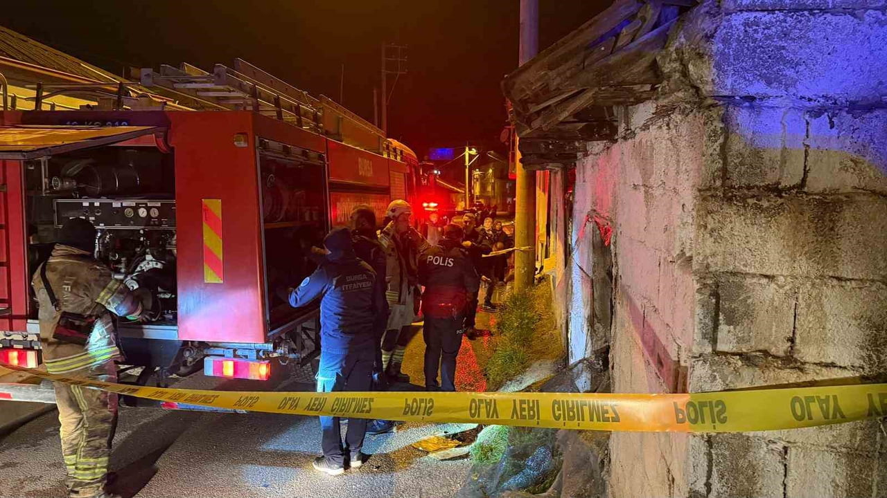 BURSA’DA METRUK BİNADA ÇIKAN YANGINDA 1 KİŞİ HAYATINI KAYBETTİ