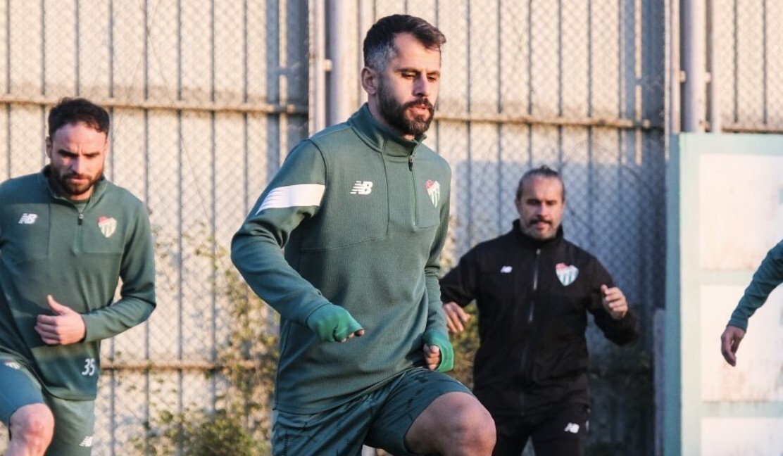 BURSASPOR, TFF 2. LİG’İN 15. HAFTASINDA SAHASINDA AĞIRLAYACAĞI ANKARA DEMİRSPOR KARŞILAŞMASI İÇİN...