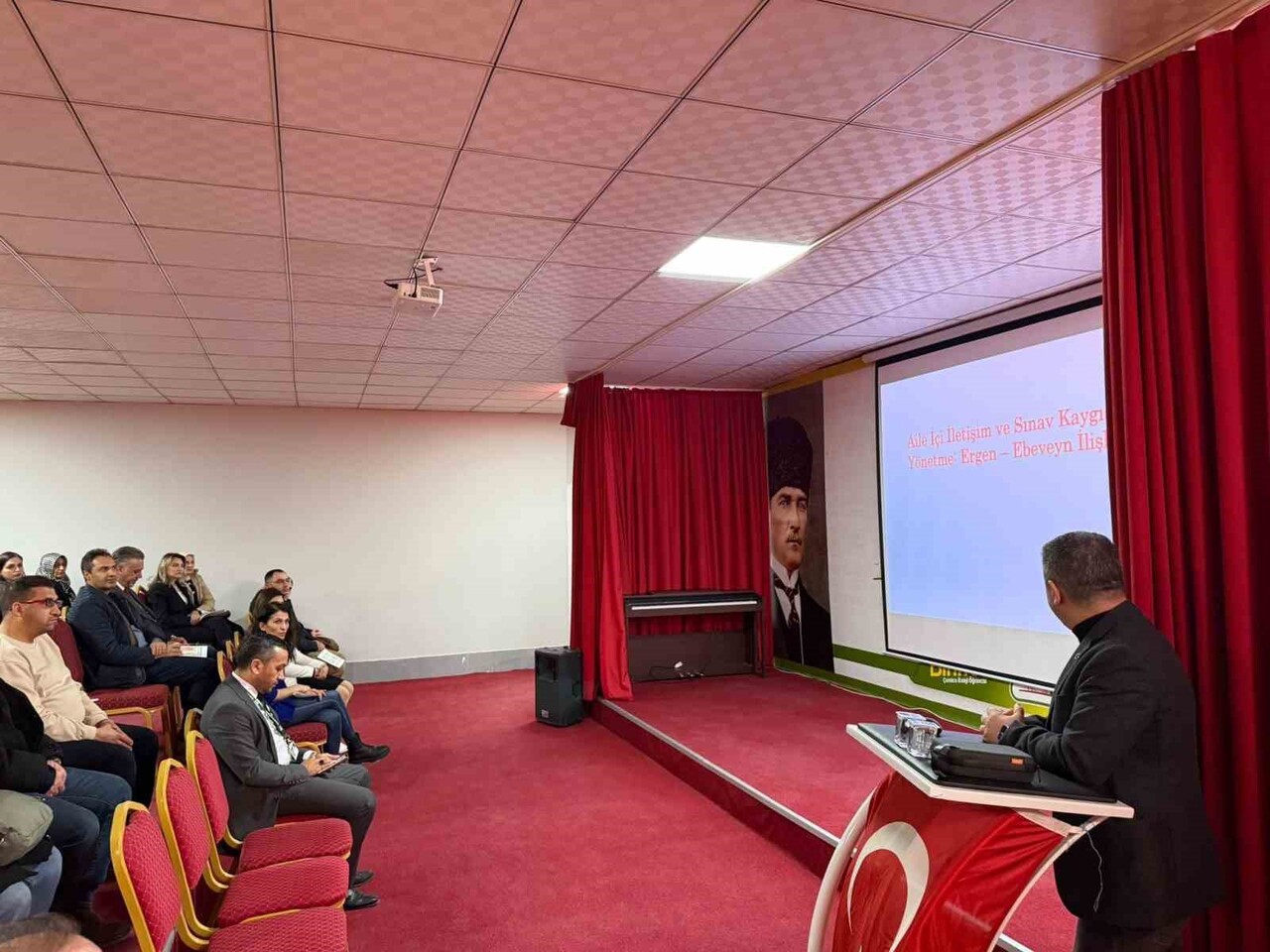 ÇAMLICA KOLEJİ’NDE "AİLE VE ÇOCUK İLETİŞİMİ" SEMİNERİ