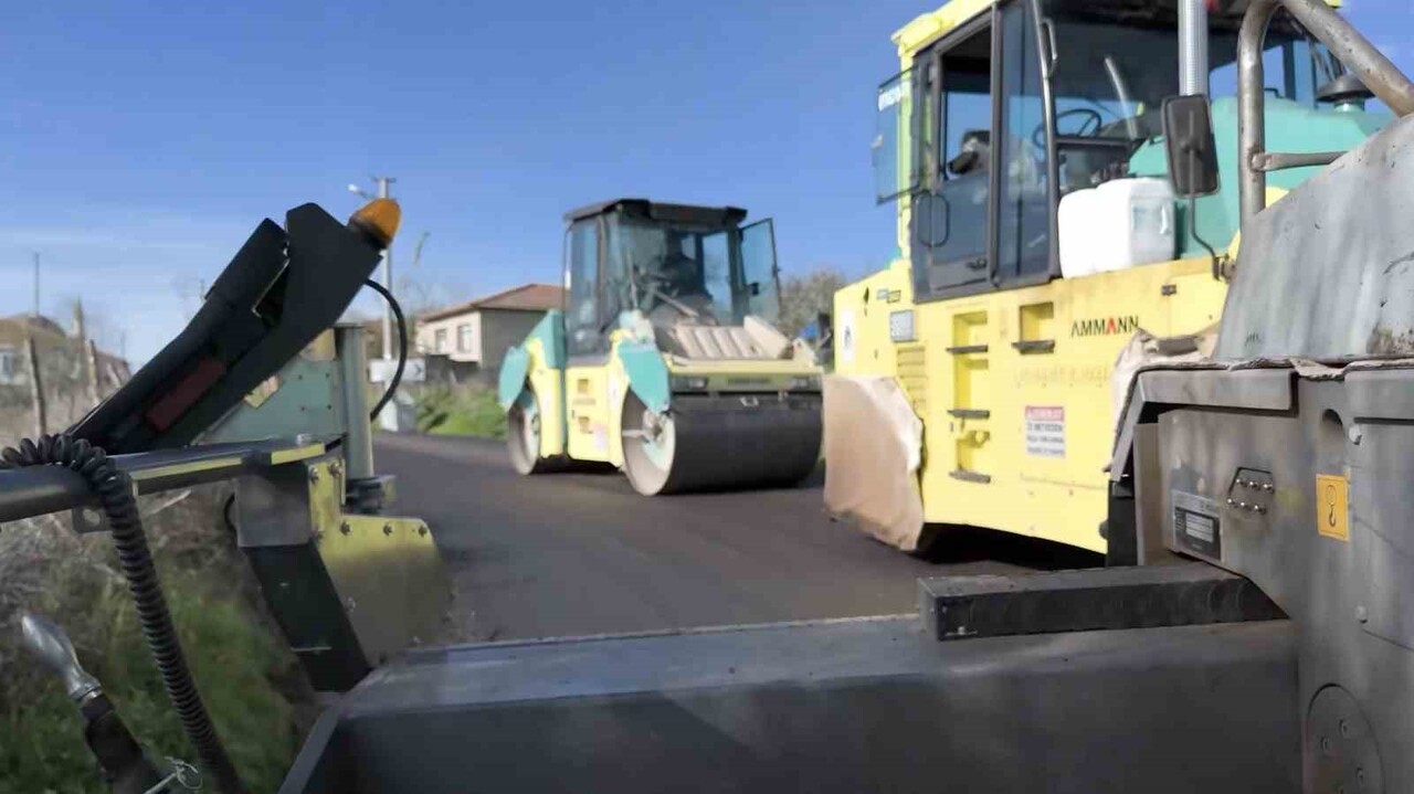 ÇANAKKALE’NİN BİGA İLÇESİNDE 43 KİLOMETRELİK ASFALT YOL ÇALIŞMASI TAMAMLANDI.