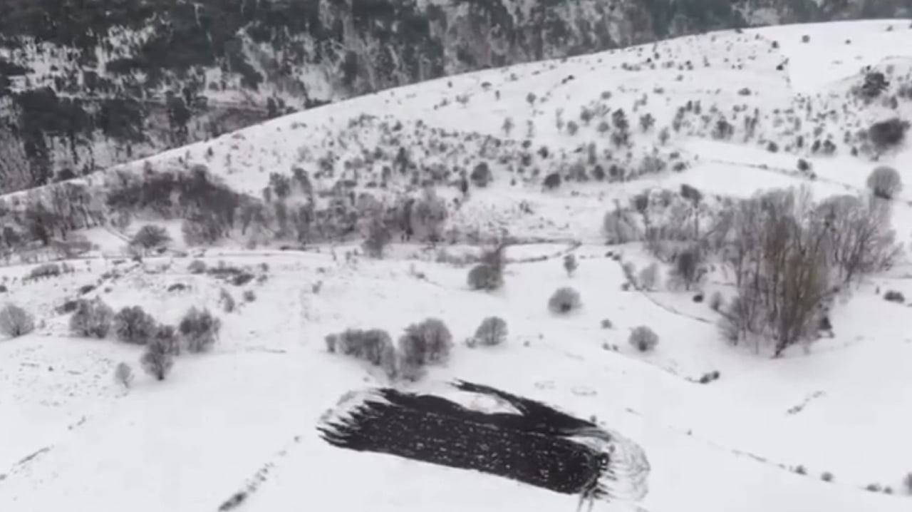 ÇANKIRI’DA HAVA SICAKLIĞININ DÜŞMESİ İLE YÜKSEK KESİMLİ İLÇELERDE  KAR YAĞIŞI ETKİLİ OLDU. KAR...