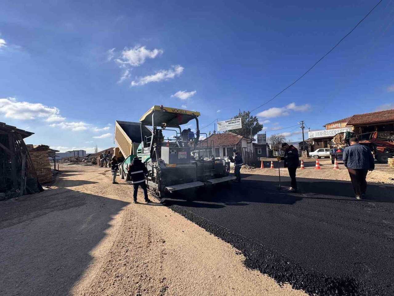 ÇORUM’DA TRAFİĞİ RAHATLATMAK İÇİN NECMETTİN ERBAKAN CADDESİ İLE İSKİLİP CADDESİ’Nİ BİRBİRİNE...