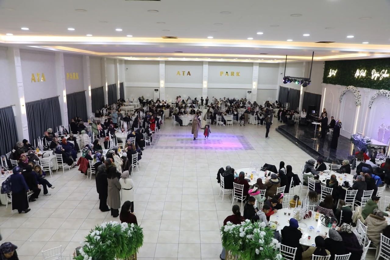 ÇORUM’UN ALACA İLÇESİNDE BELEDİYE TARAFINDAN DÜZENLENEN "KADINLARA ÖZEL EĞLENCE GECESİ" YOĞUN...