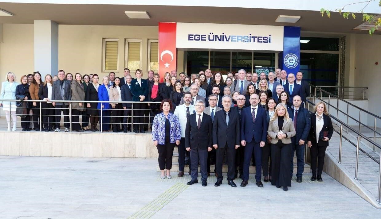 CUMHURBAŞKANI RECEP TAYYİP ERDOĞAN TARAFINDAN EGE ÜNİVERSİTESİ (EÜ) REKTÖRLÜĞÜ GÖREVİNE ATANARAK...