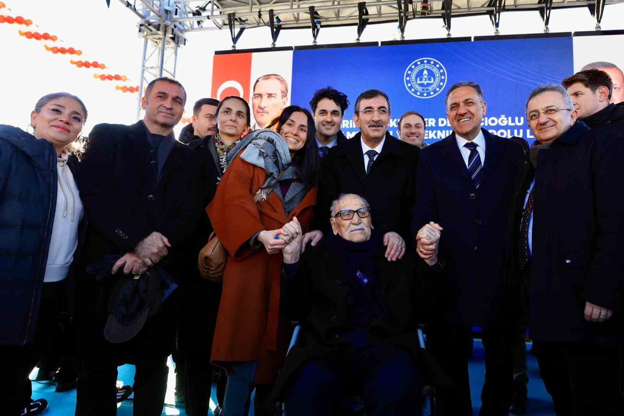 CUMHURBAŞKANI YILMAZ, HAYIRSEVER İŞ İNSANI KAZIM DEMİRCİOĞLU’NUN KATKILARIYLA TAMAMLANAN FİRİNCE...