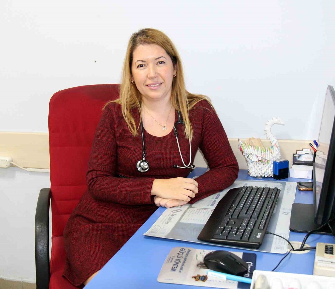 DENİZLİ DEVLET HASTANESİ GÖĞÜS HASTALIKLARI UZMANI DR. MİNE ALTUN DİKİCİ,  BİR AÇIKLAMADA...