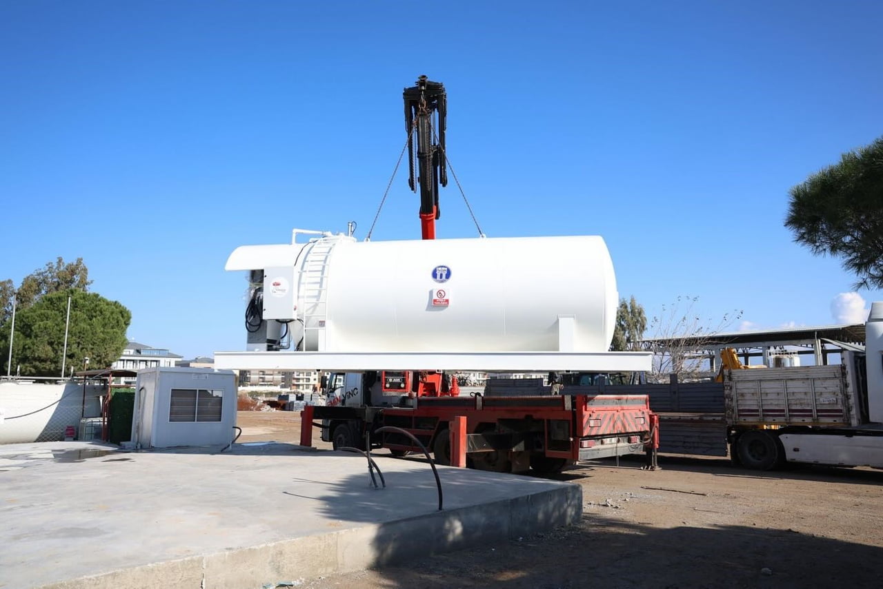 DİDİM BELEDİYESİ, SAHA ÇALIŞMALARINDA HIZ VE VERİMLİLİĞİ ARTIRMAK AMACIYLA YAKIT DOLUM TANKERİ...