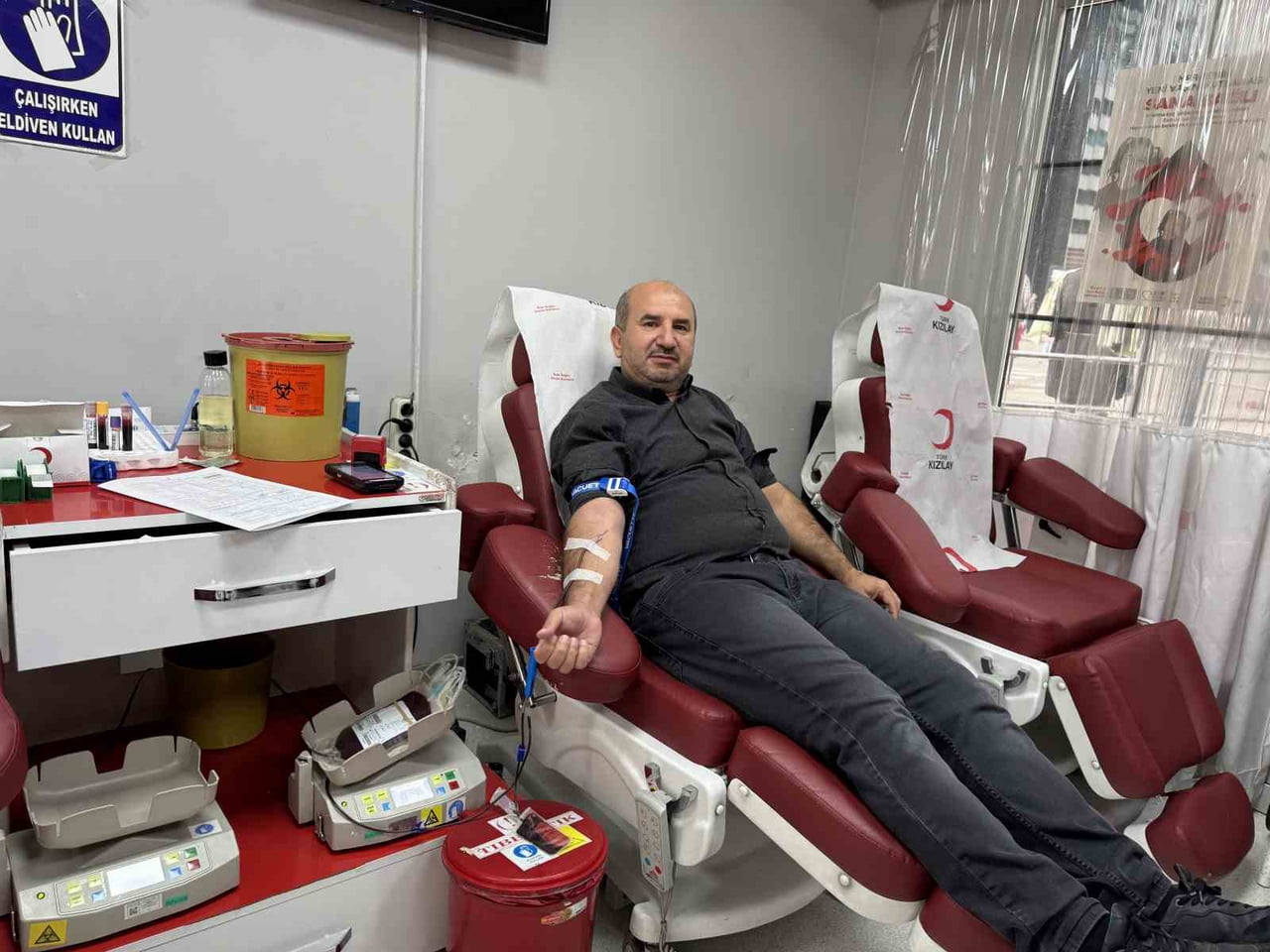 DİYARBAKIR’DA YAŞAYAN 51 YAŞINDAKİ KAMU İŞÇİSİ MUTLU DEMİRCİ, GEÇİRDİĞİ BİR RAHATSIZLIK NEDENİ İLE...