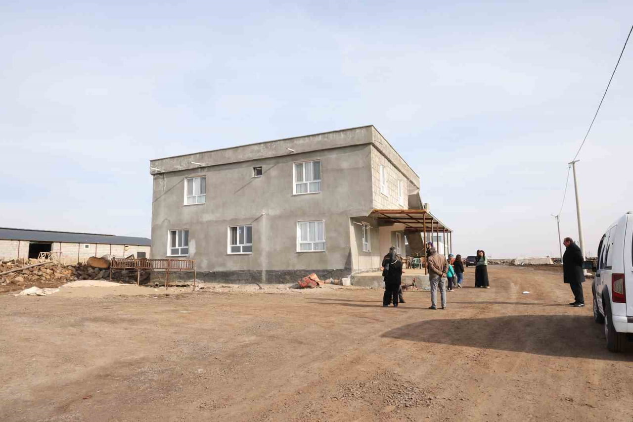 DİYARBAKIR’IN KAYAPINAR İLÇESİNDE 12 KASIM’DA BİR KADININ ÖLDÜĞÜ, BİR ÇOCUĞUN YARALANDIĞI SİLAHLI...