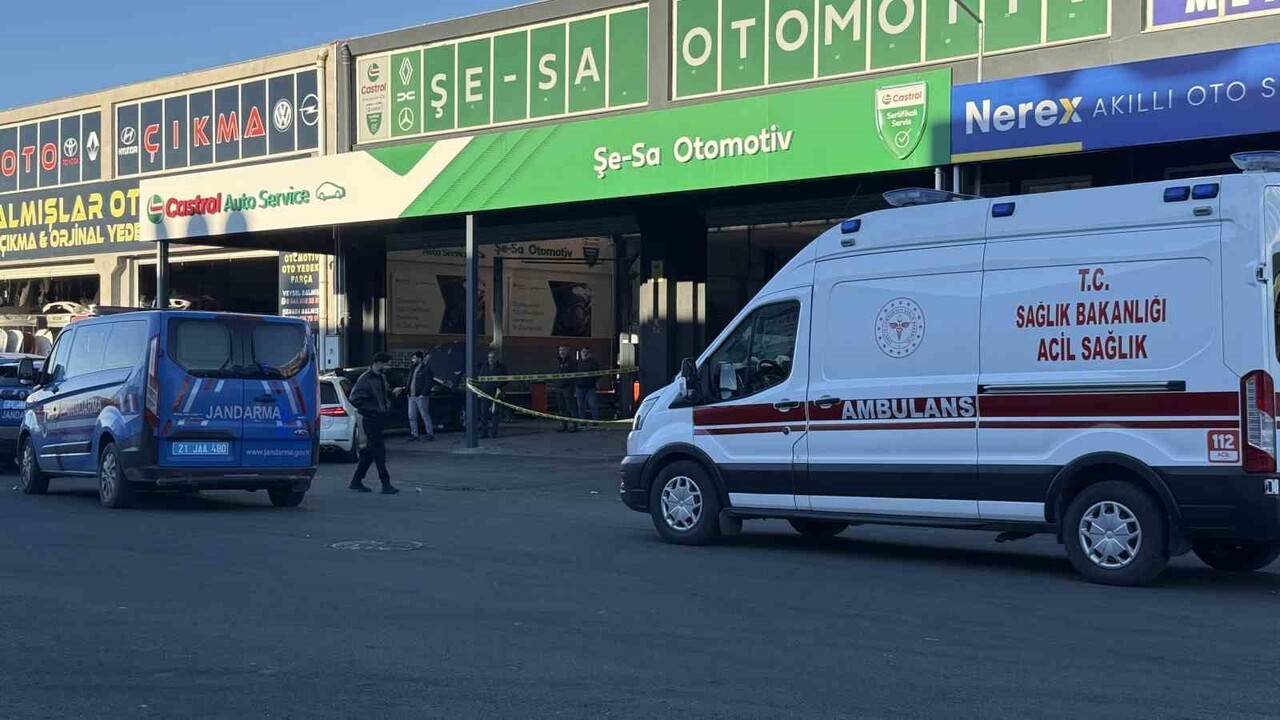 DİYARBAKIR’IN KAYAPINAR İLÇESİNDEKİ 4. SANAYİ SİTESİN’DE İKİ GRUP ARASINDA ALACAK-VERECEK...