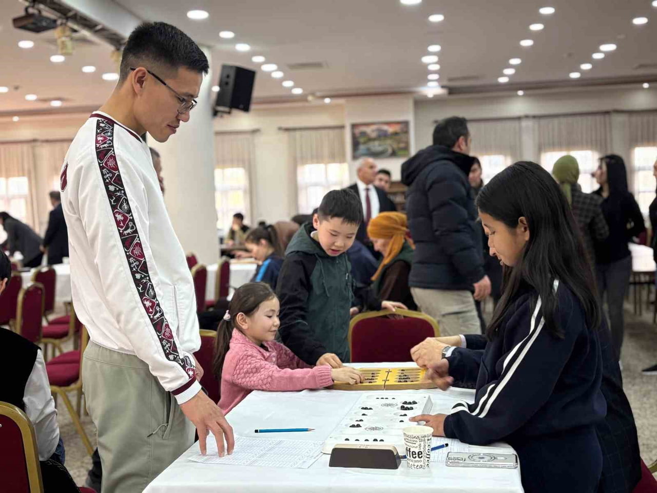 DOKUZ KUMALAK (DOKUZ KORGOOL) ASYA KUPASI ADLI TÜRK DÜNYASI ZEKA OYUNLARI TURNUVASI SİNCAN KÜLTÜR...
