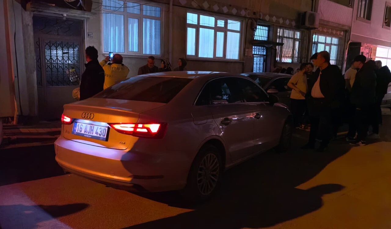 DUR İHTARINA UYMAYAN SÜRÜCÜ 5 KİLOMETRELİK KOVALAMACA SONUNDA YAKALANDI