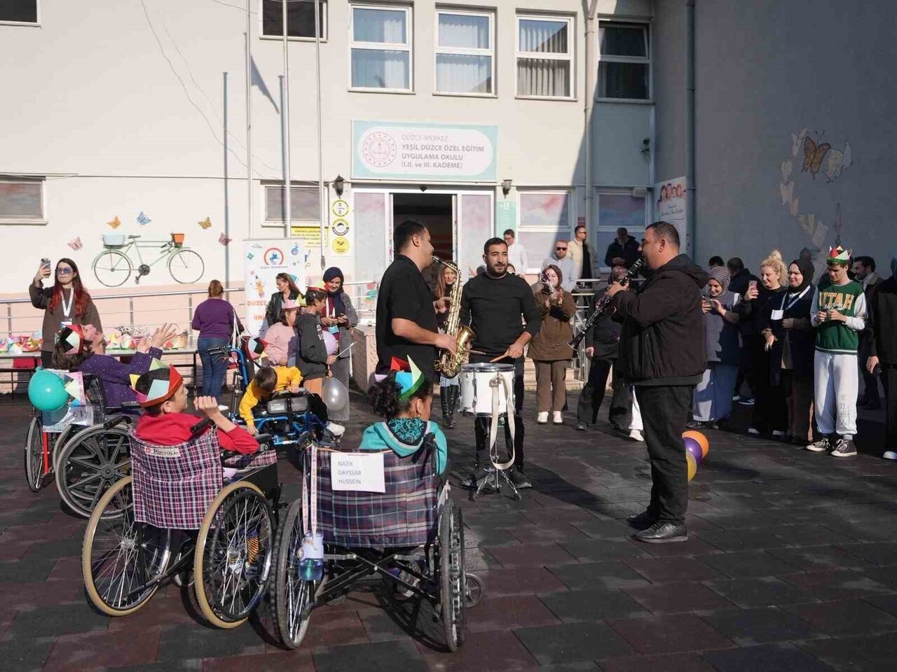 DÜZCE BELEDİYESİ ÇOCUK ÜNİVERSİTESİ, 3 ARALIK DÜNYA ENGELLİLER GÜNÜ KAPSAMINDA YEŞİL DÜZCE ÖZEL...