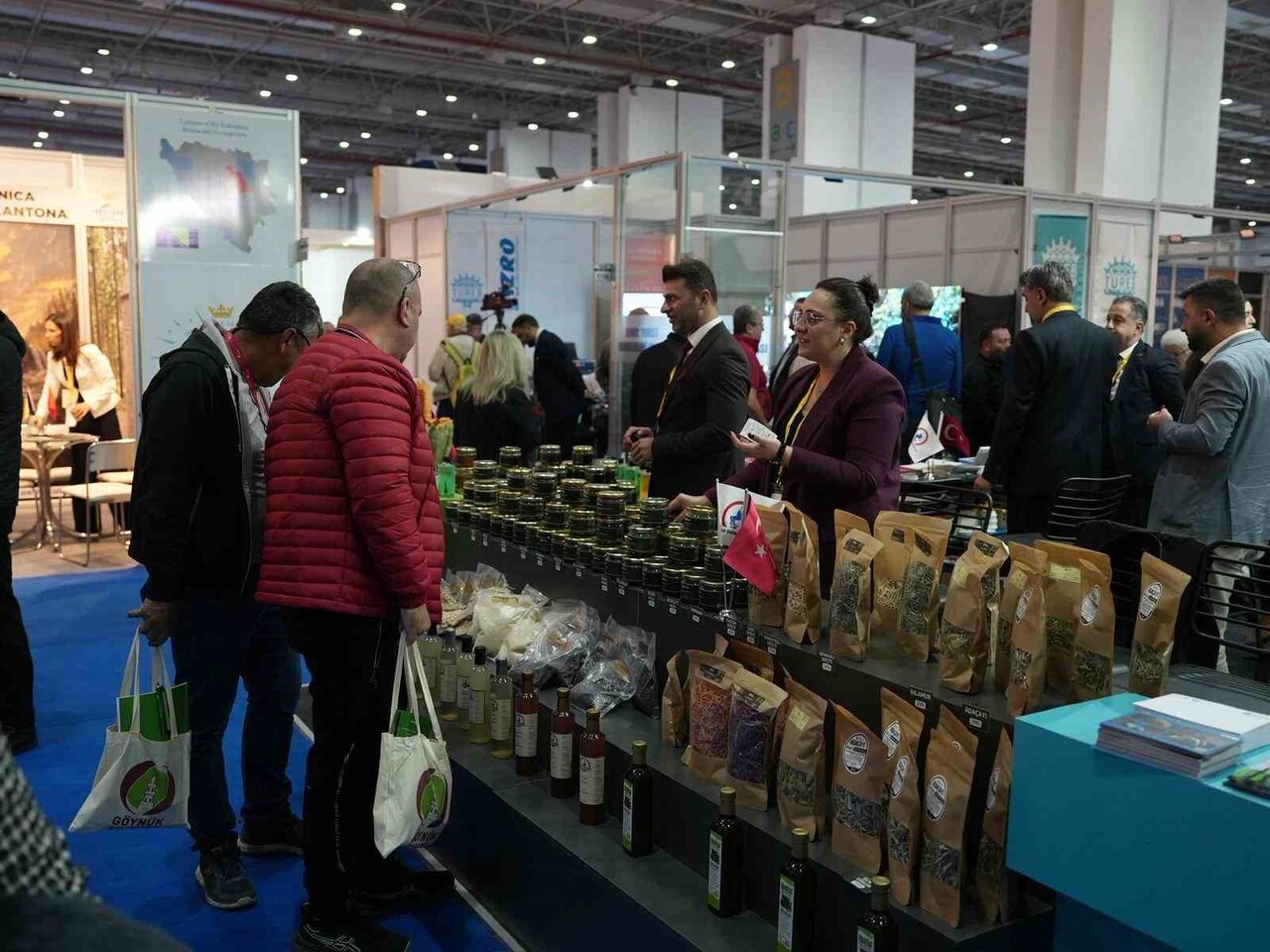 DÜZCE BELEDİYESİ, İZMİR’DE KAPILARINI AÇAN 19. TTI İZMİR ULUSLARARASI TURİZM TİCARET FUAR VE...