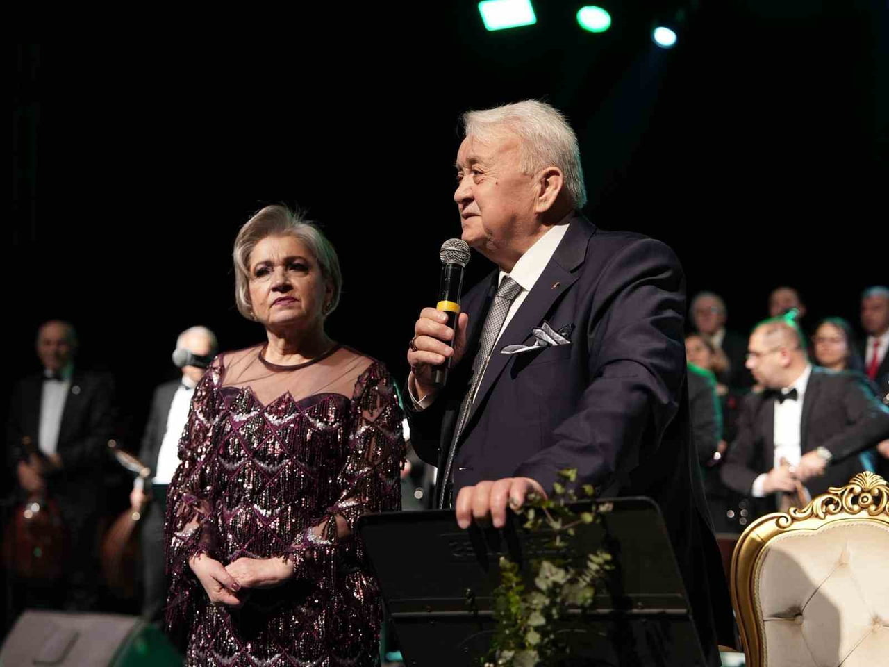 DÜZCE BELEDİYESİ, TÜRK SANAT MÜZİĞİNİN YAŞAYAN EFSANESİ AMİR ATEŞ’İ SANATSEVERLER İLE...