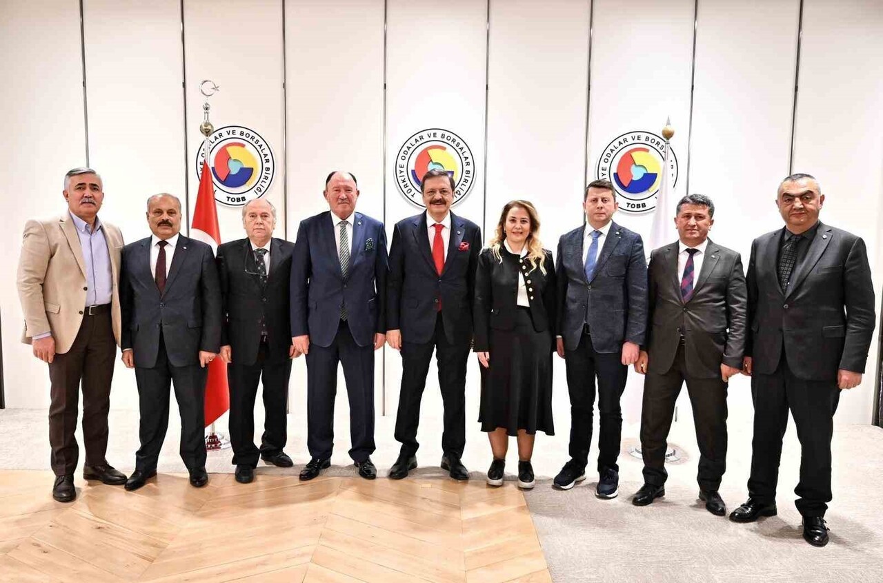 DÜZCE’DE FAALİYET GÖSTEREN BİLİŞİM FİRMALARININ SORUN VE ÇÖZÜM ÖNERİLERİ TOBB’DA GÜNDEME GELDİ...