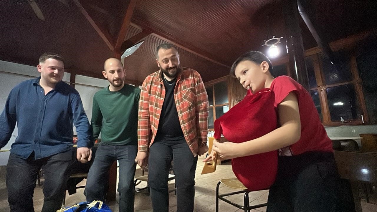 DÜZCE’DE TULUM SEVGİSİNİN PEŞİNDEN KOŞAN 8 YAŞINDAKİ AHMET SEMİH TORAMAN, ÇALDIĞI MELODİLERLE...