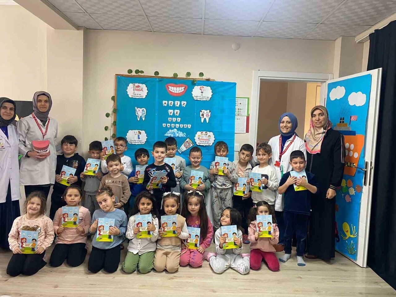 DÜZCE İL SAĞLIK MÜDÜRLÜĞÜ ÇOCUKLARDA ERKEN YAŞTA AĞIZ VE DİŞ SAĞLIĞI FARKINDALIĞININ OLUŞTURULMASI...