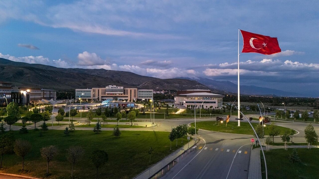 EBYÜ’NÜN 2026 BÜTÇESİ 3,2 MİLYAR TL OLARAK BELİRLENDİ