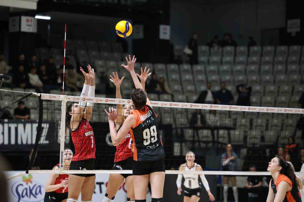 ECZACIBAŞI DYNAVİT, VODAFONE SULTANLAR LİGİ'NİN 10. HAFTASINDA DEPLASMANDA KARŞILAŞTIĞI BEŞİKTAŞ'I...