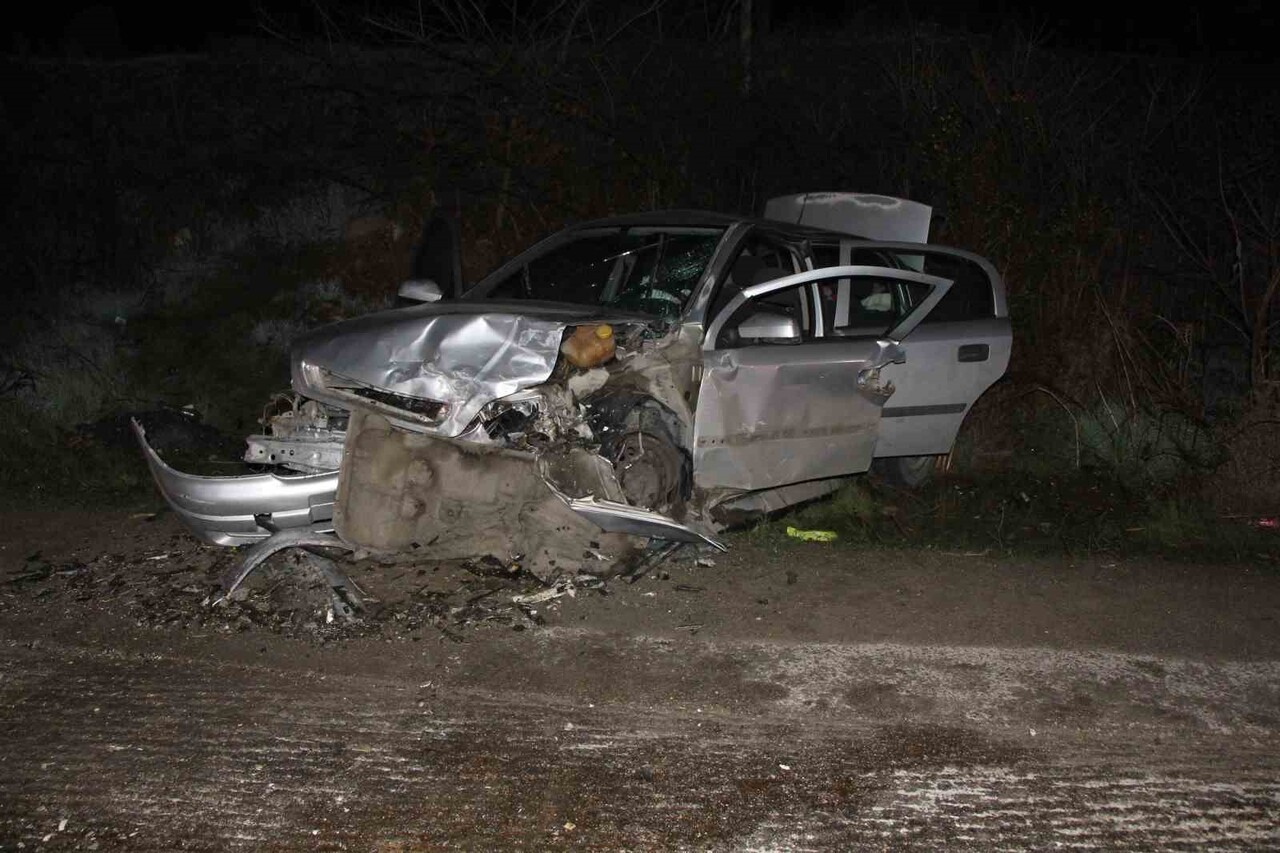 EDİNİLEN BİLGİYE GÖRE, BURAK A. YÖNETİMİNDEKİ 16 CPY 61 PLAKALI OTOMOBİL, GEÇ SAATLERDE YILDIZKÖY...