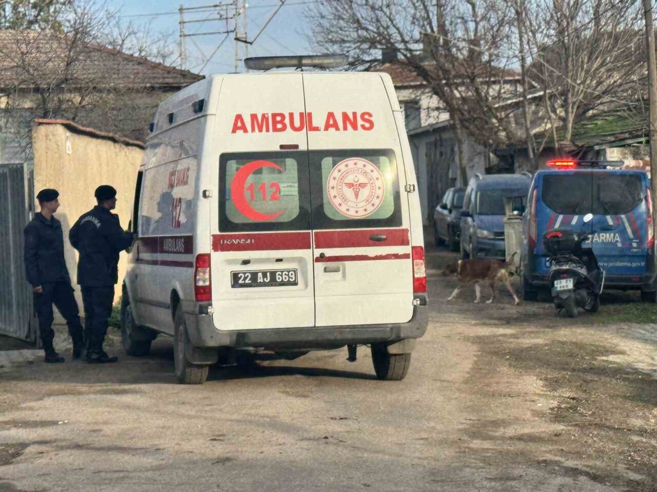 EDİRNE’DE BİR EVDE ÇIKAN YANGINDA 82 YAŞINDAKİ KADIN HAYATINI KAYBETTİ.