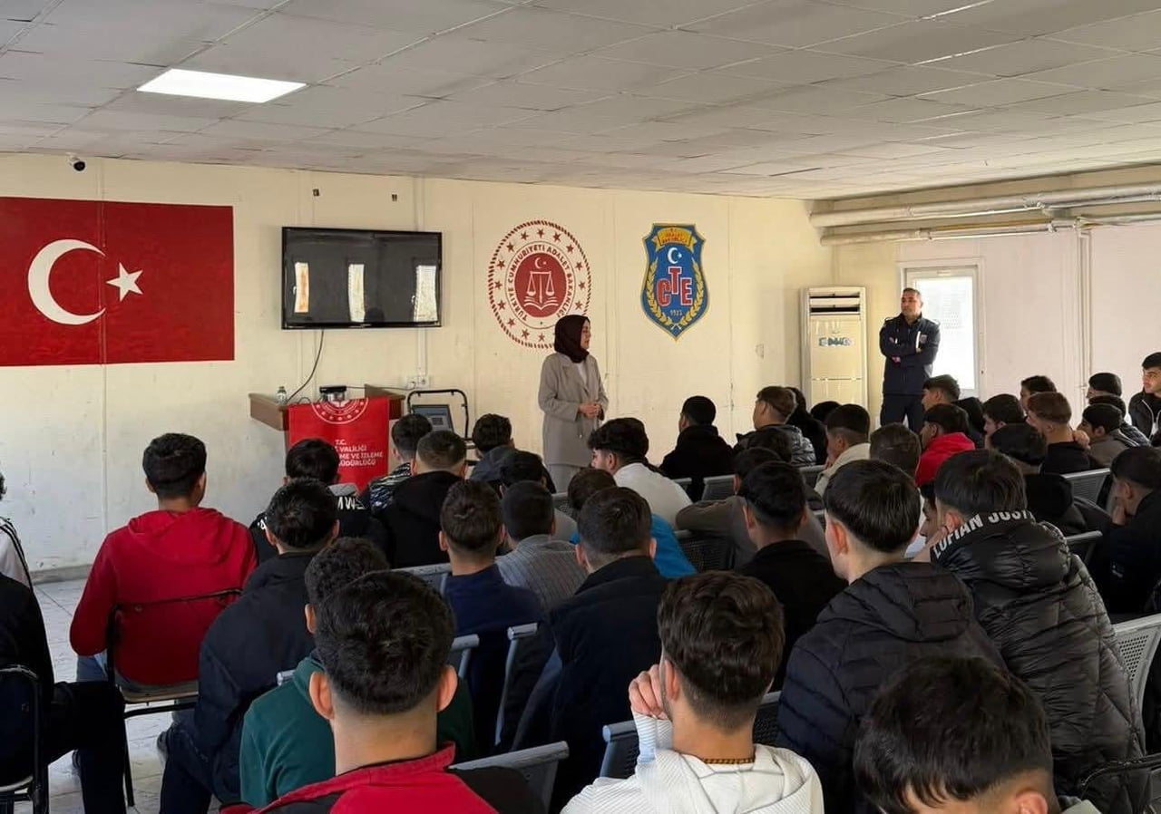 ELAZIĞ ÇOCUK  EĞİTİMEVİ’NDE AKRAN ZORBALIĞI VE KADINA YÖNELİK ŞİDDETLE MÜCADELE KONULARI HAKKINDA...