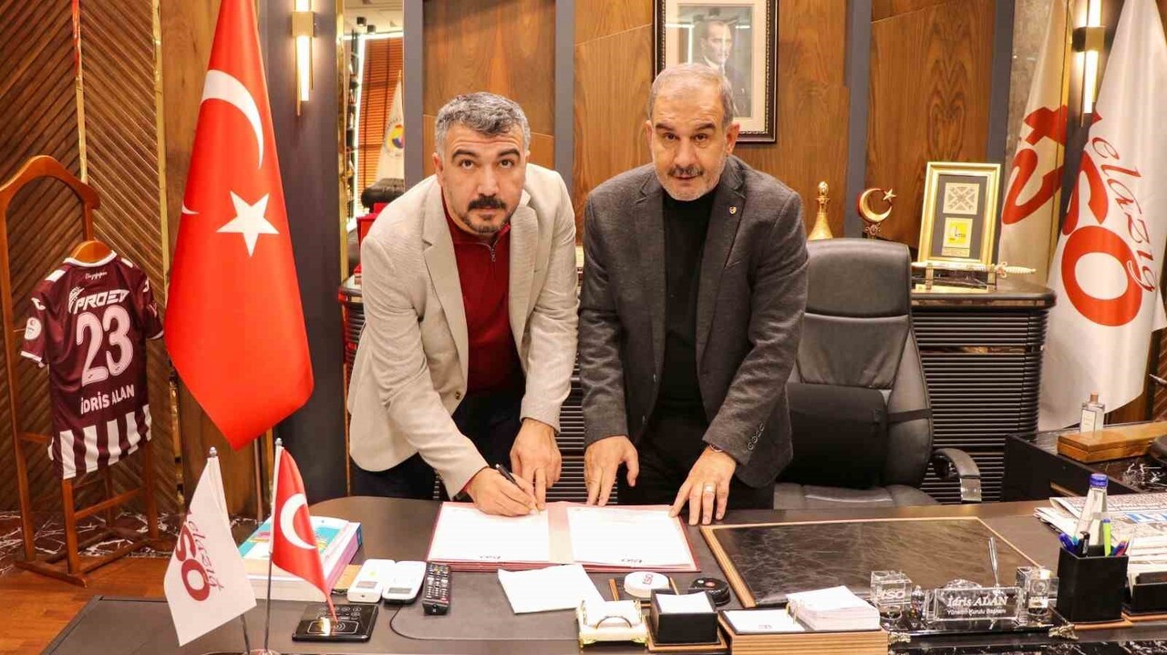 ELAZIĞ TİCARET VE SANAYİ ODASI İLE TÜRSAB HARPUT BÖLGE BAŞKANLIĞI ARASINDA İMZALANAN PROTOKOL...