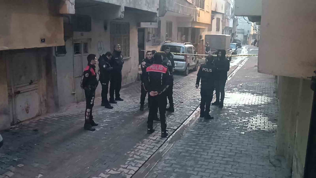 ELEKTRİKLİ SOBAYA SU İLE MÜDAHALE ETMESİ SONU OLDU