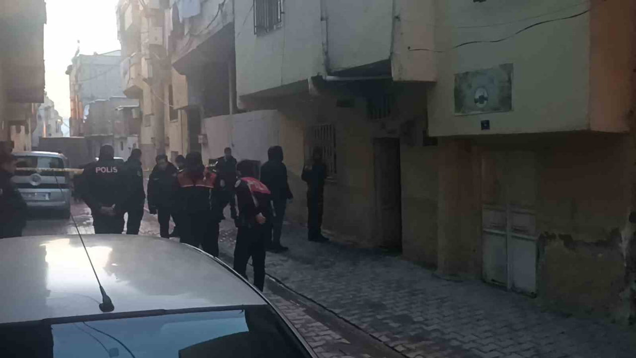 ELEKTRİKLİ SOBAYA SU İLE MÜDAHALE ETMESİ SONU OLDU