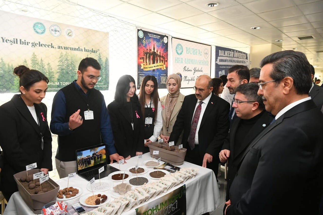 ENDÜSTRİYEL SEKTÖRLER FUARI GENÇLERİ SEKTÖRLE BULUŞTURDU